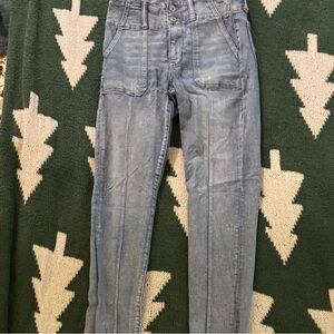 American Eagle Outfitters High Rise Light Blue Jeans